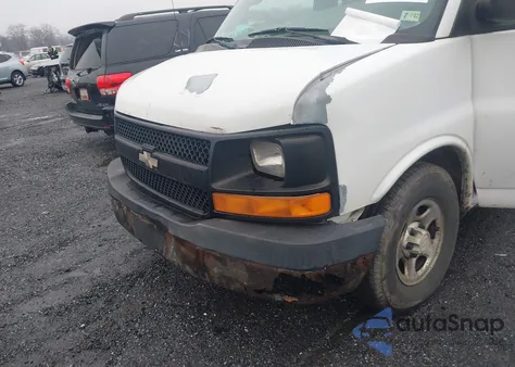 2006 Chevrolet Express Work Van from USA, damaged, VIN 1GCFG15T161126319